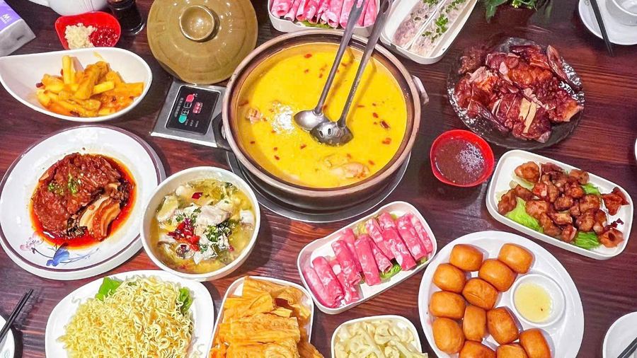 Đặc sản Lẩu Sữa Đông Hưng